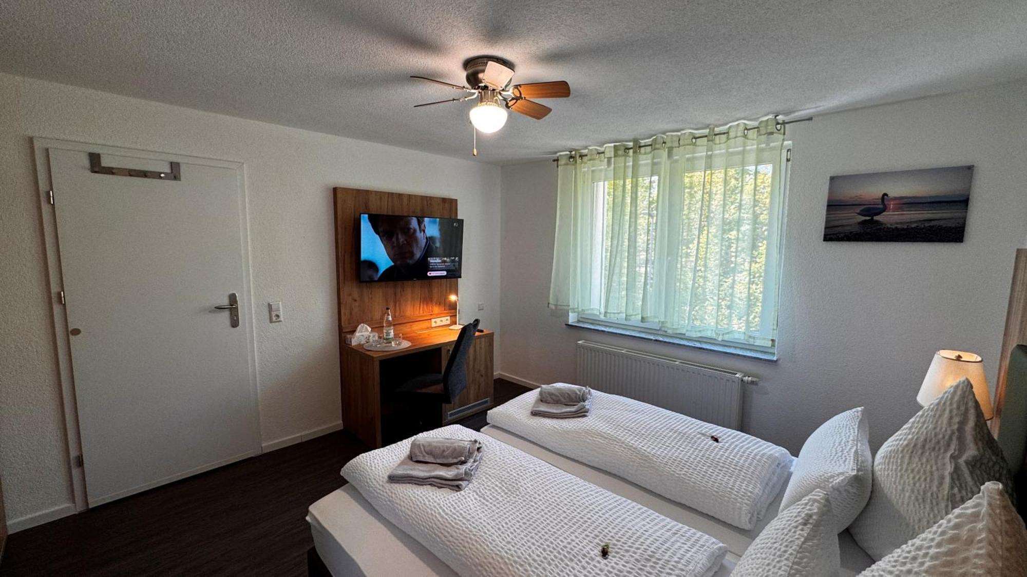 Bodensee Sunshine Zimmer & Apts. Uhldingen-Mühlhofen Εξωτερικό φωτογραφία
