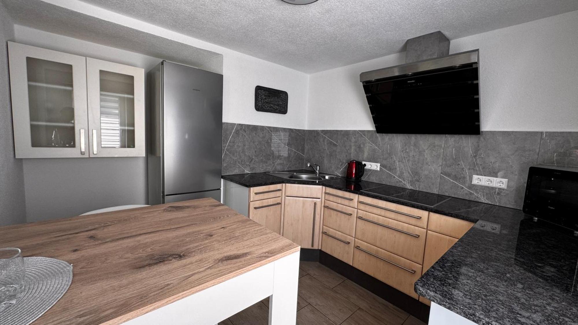Bodensee Sunshine Zimmer & Apts. Uhldingen-Mühlhofen Εξωτερικό φωτογραφία