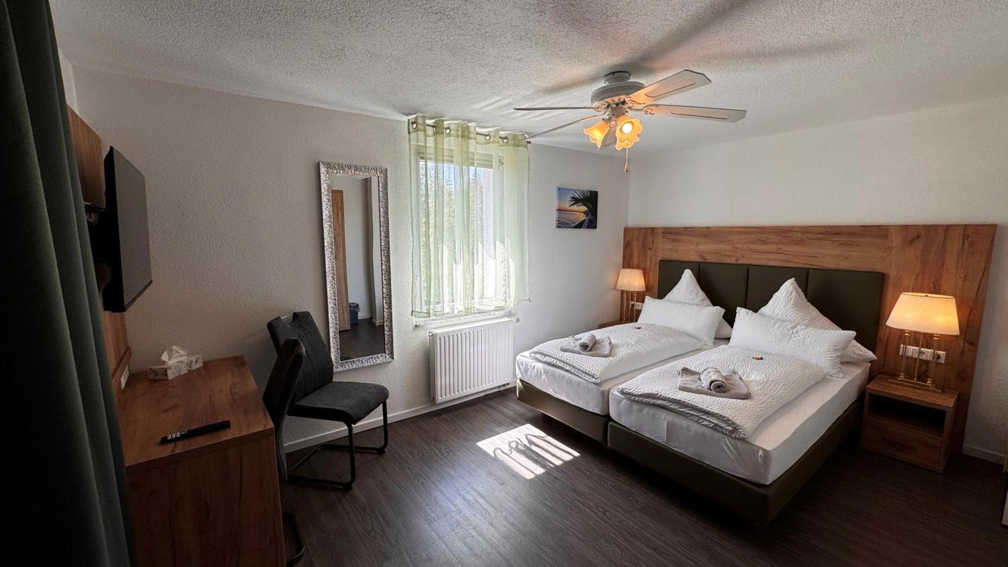 Bodensee Sunshine Zimmer & Apts. Uhldingen-Mühlhofen Εξωτερικό φωτογραφία